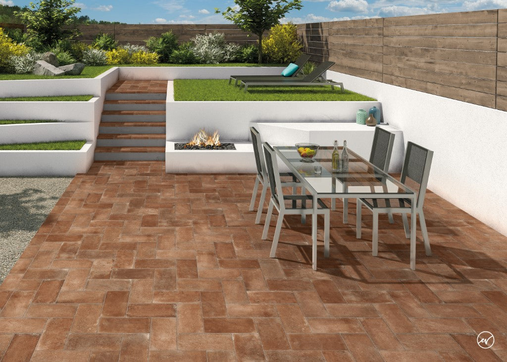 Etruria - Outdoor